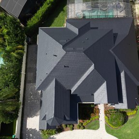 <div><h4>A Metal Roof to Last 3</h4><p><b>Manufacturer:</b> Vicwest Building Products</p><p><b>Location:</b> Florida, US</p><p><b>Style:</b> Metal Shake</p><p><b>Material:</b> Aluminum</p><p><b>Color:</b> Black</p><p><a href="/gallery/image-detail/1344/" class="link-arrow text-uppercase theme-color--orange" data-toggle="modal" data-target="#detailModal_gallery_image_grid_lamlejqhdgHs">View More</a></p></div>